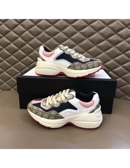 FashionStatement,GUCCI,IconicStyle,ItalianCraftsmanship,LuxuryFootwear,SNEAKER