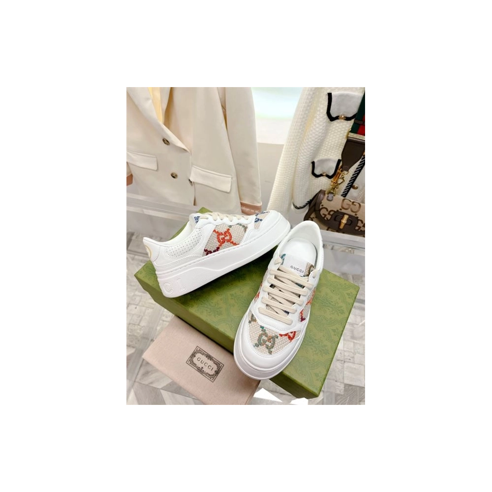 FashionStatement,GUCCI,LuxuryFootwear,SNEAKER