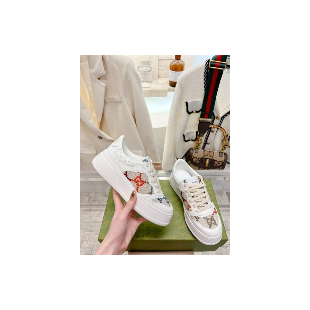 FashionStatement,GUCCI,LuxuryFootwear,SNEAKER