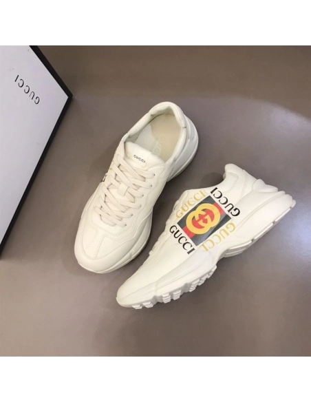 FashionStatement,GUCCI,IconicStyle,ItalianCraftsmanship,LuxuryFootwear,SNEAKER