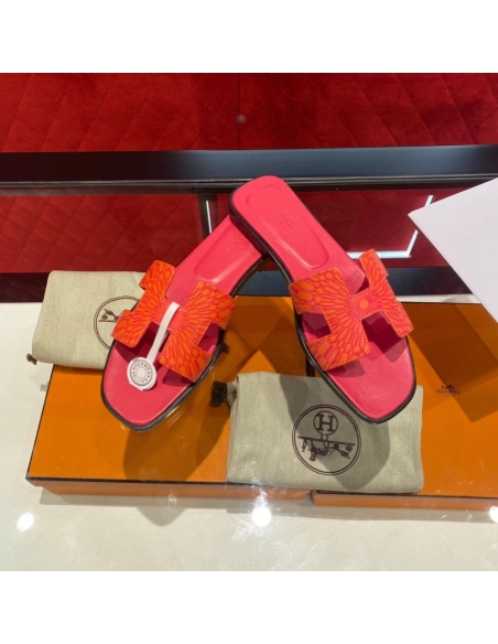 Hermes flat slides