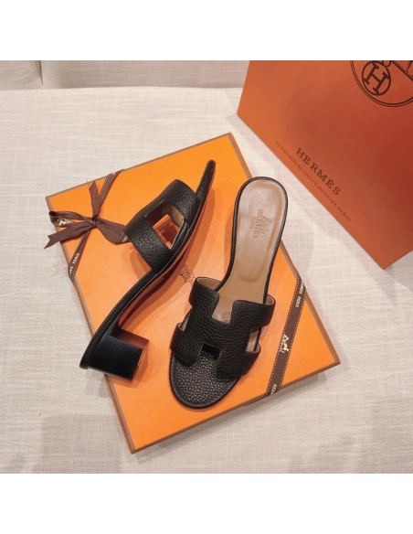 Hermes mid-heel slides summer shoes_1