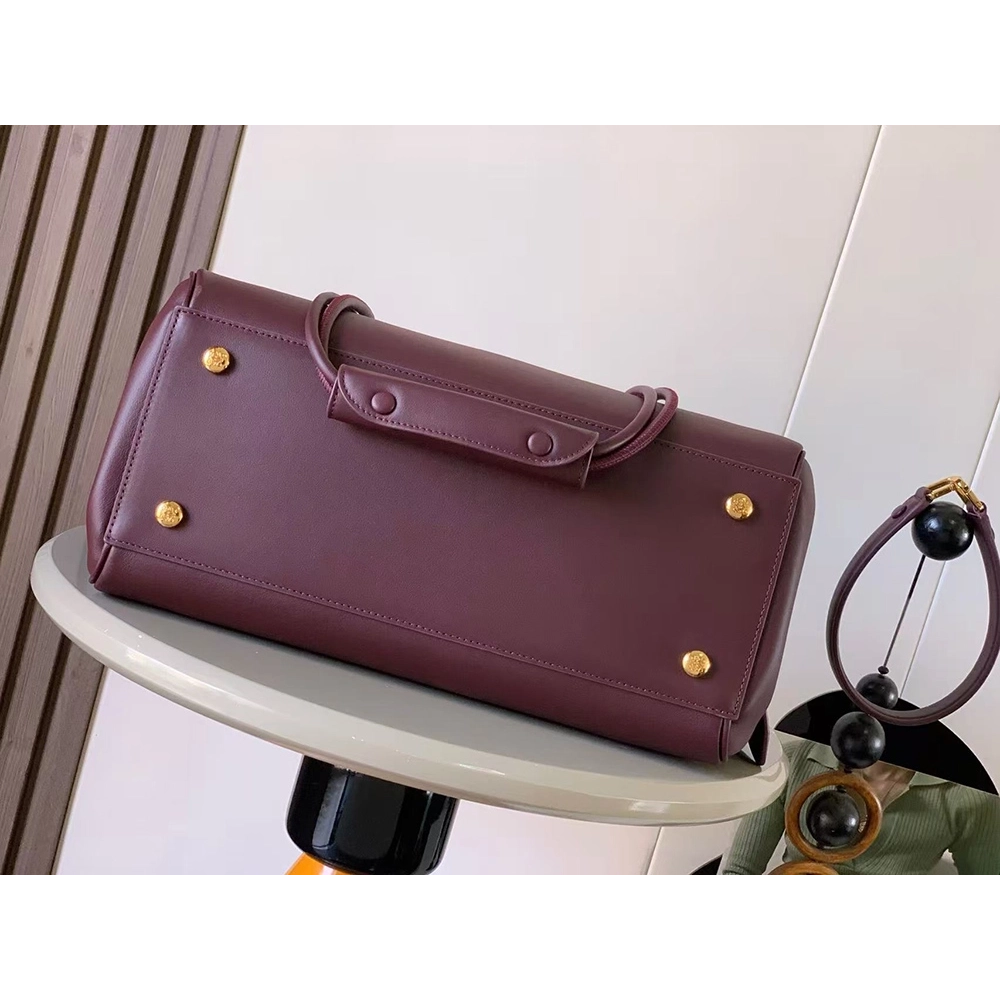Loewe Madrid bag in supple calfskin,Loewe Bags