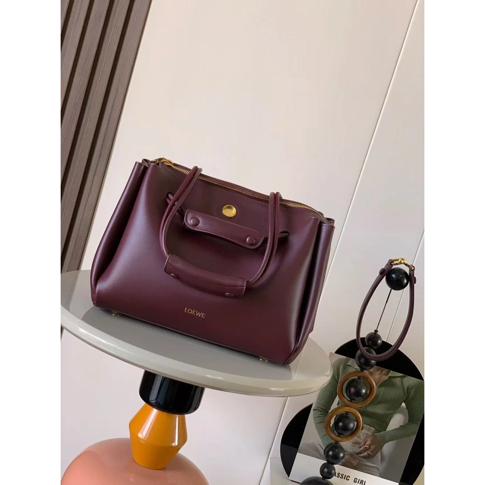 Loewe Madrid bag in supple calfskin,Loewe Bags