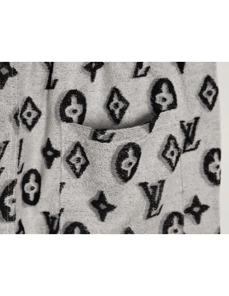 Louis Vuitton all-over monogram logo jacquard shorts TSK1,Louis Vuitton