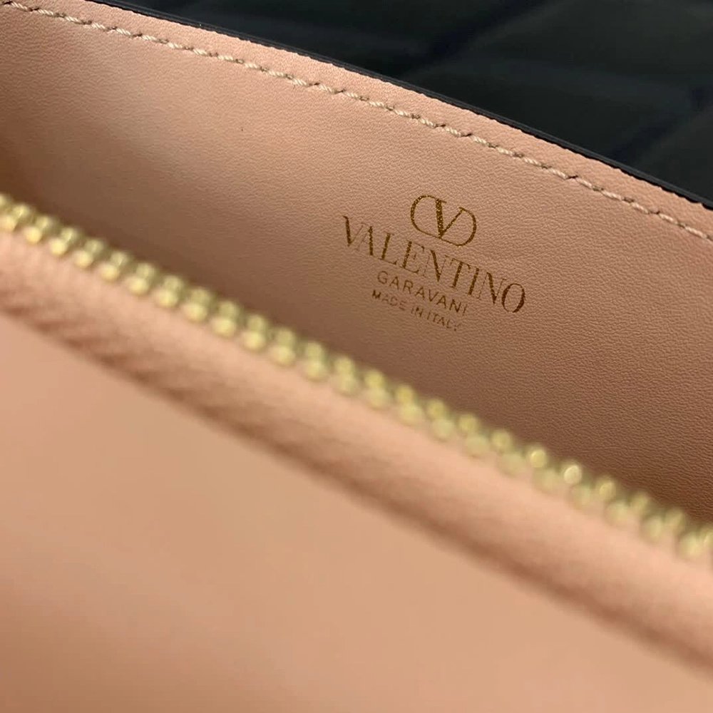 Valentino Garavani V Logo bags 72E068 19X10.5X4cm,Valentino Bags