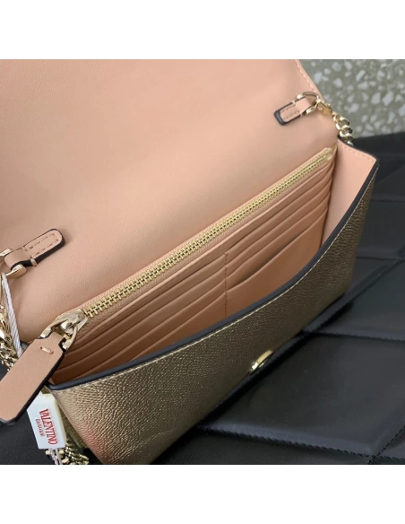 Valentino Garavani V Logo bags 72E068 19X10.5X4cm,Valentino Bags